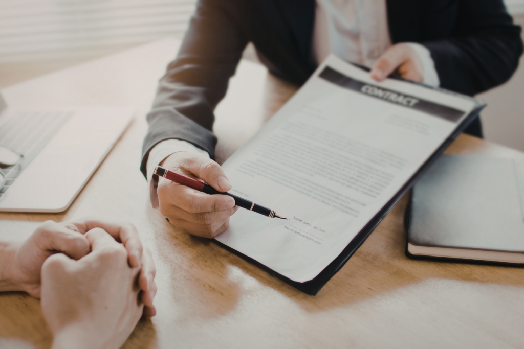 La importancia de tener contratos laborales