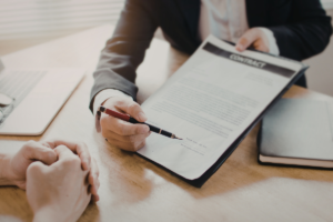 La importancia de tener contratos laborales